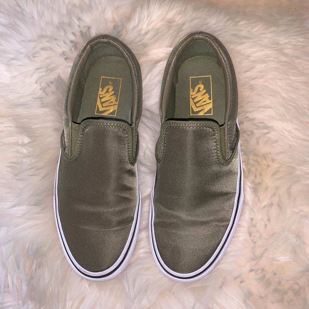 NEW Olive Green Vans